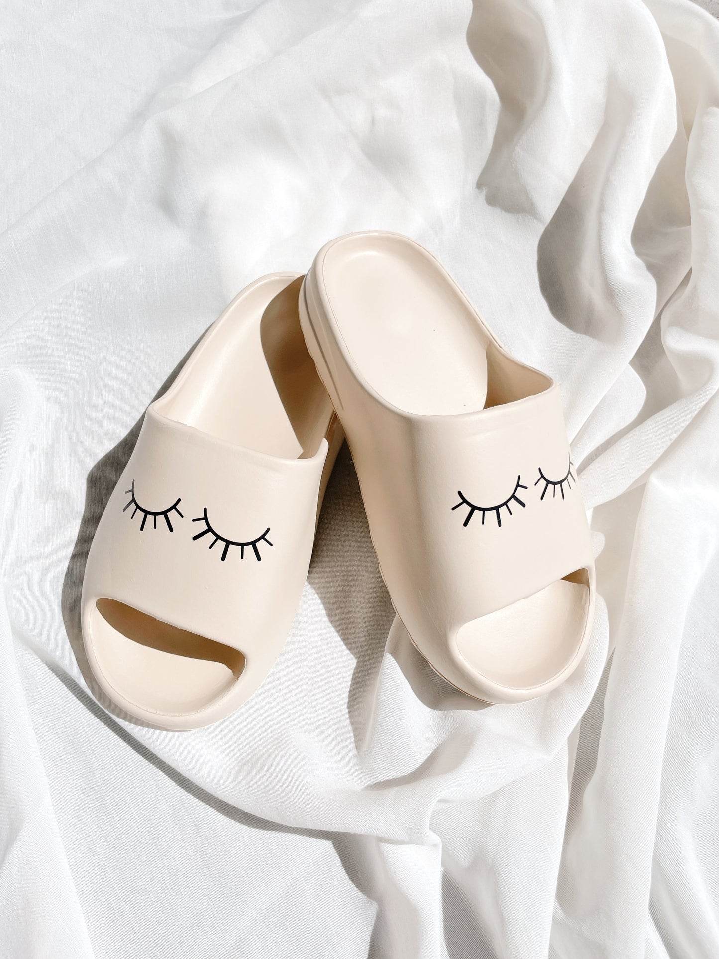 the comfiest lash slides