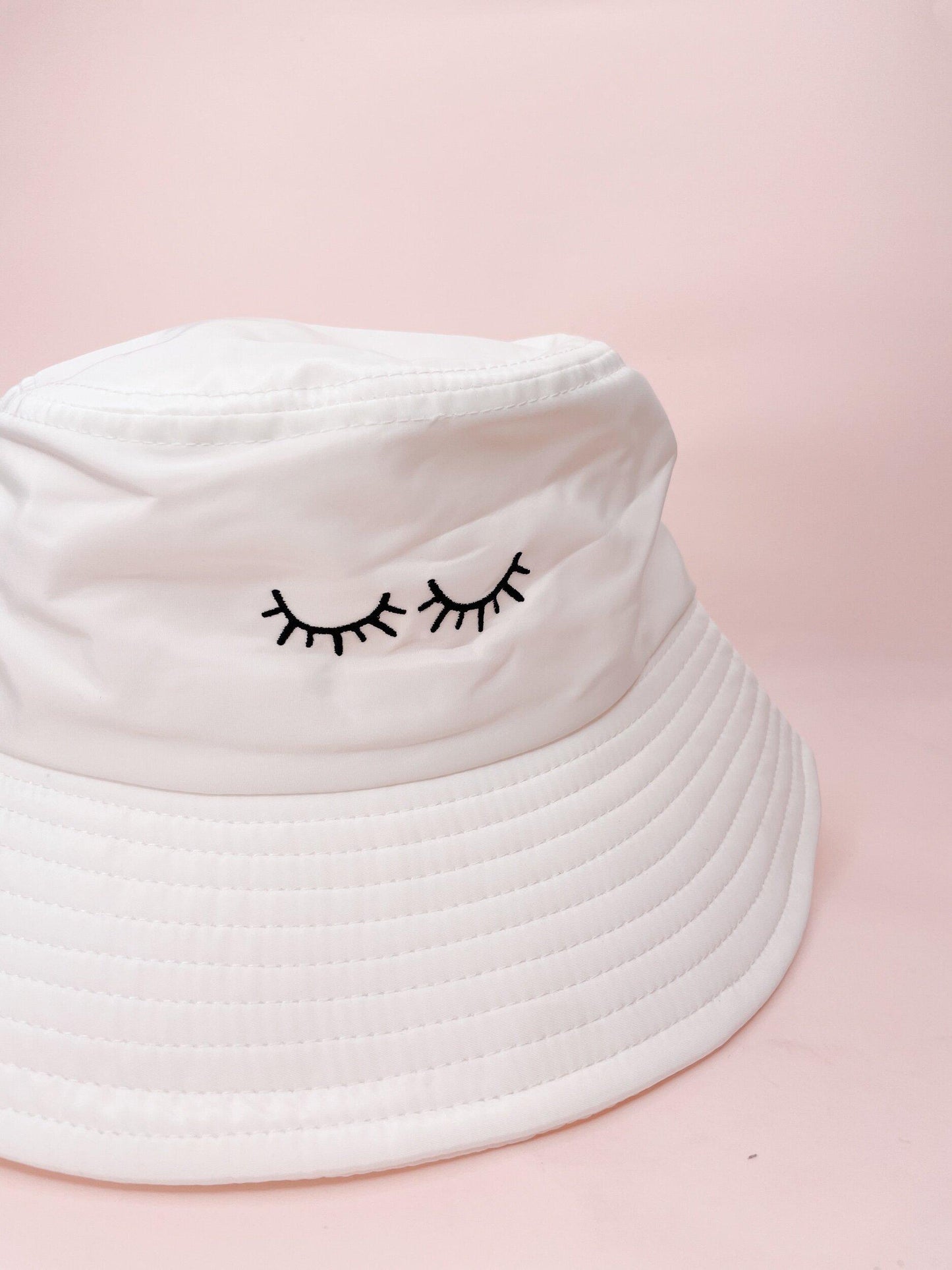 lash NYLON bucket hat