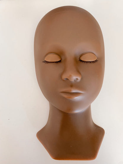 mannequin head with removal lids